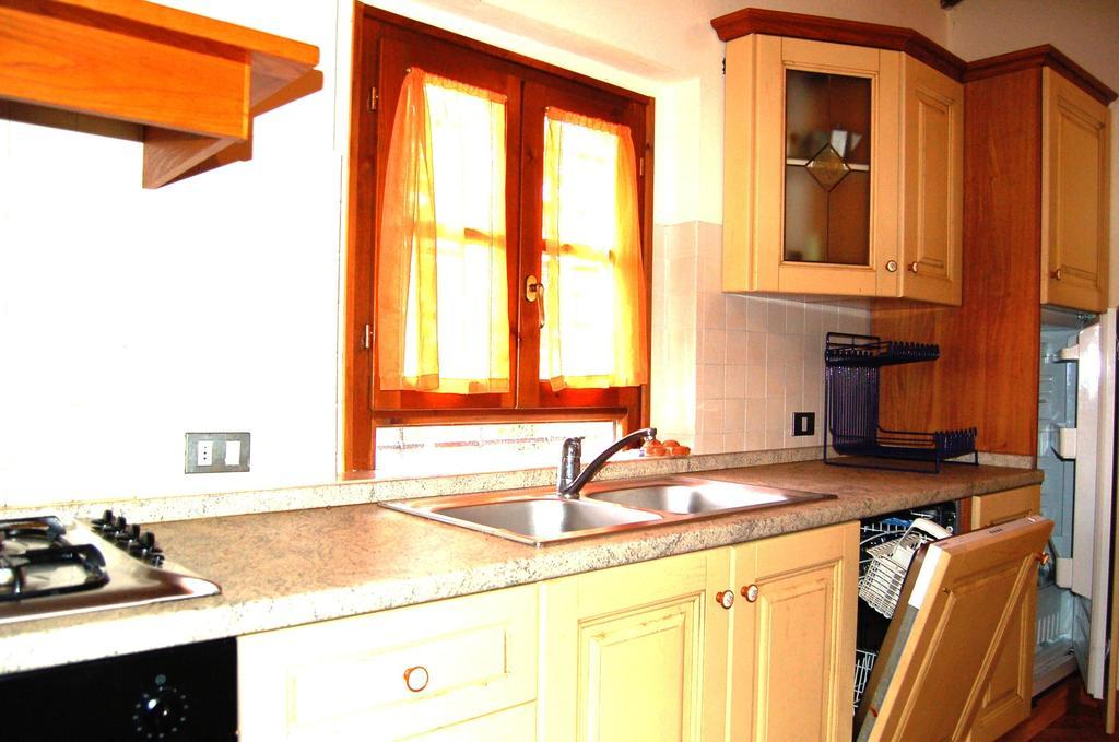 Borgo Nuovo San Martino Guest House Ambra Eksteriør bilde