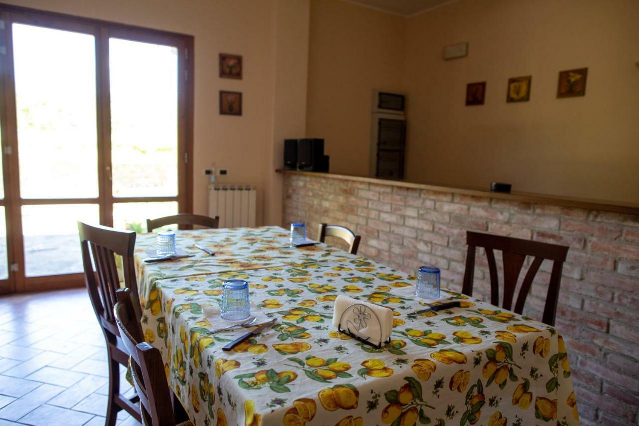 Borgo Nuovo San Martino Guest House Ambra Eksteriør bilde